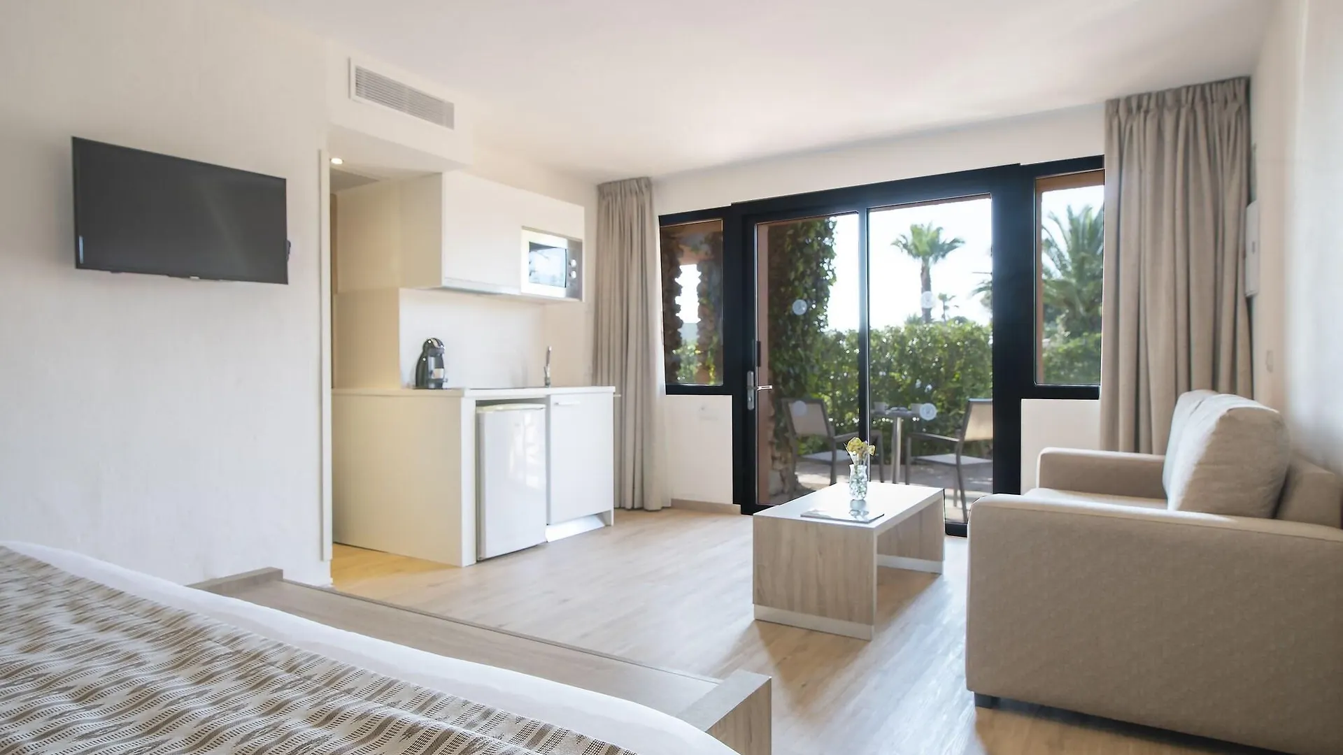 Hotel Menorca Binibeca - Adults Recommended - By Pierre & Vacances Premium